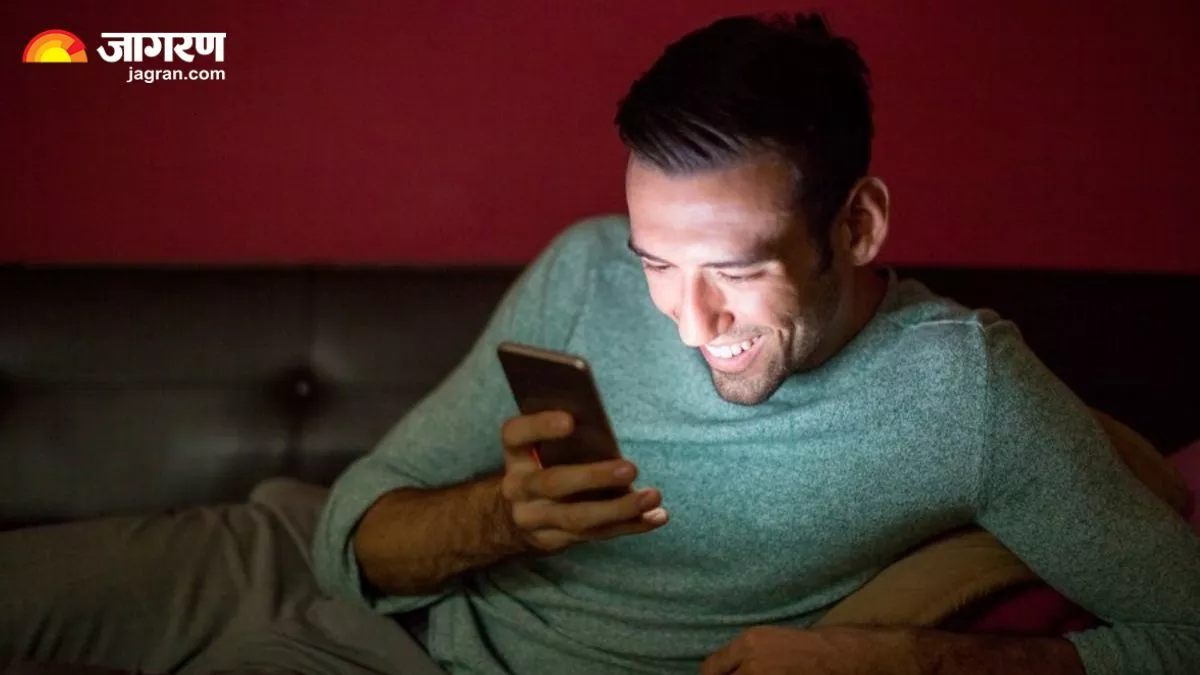 30_09_2024-smartphone_addiction_23807209